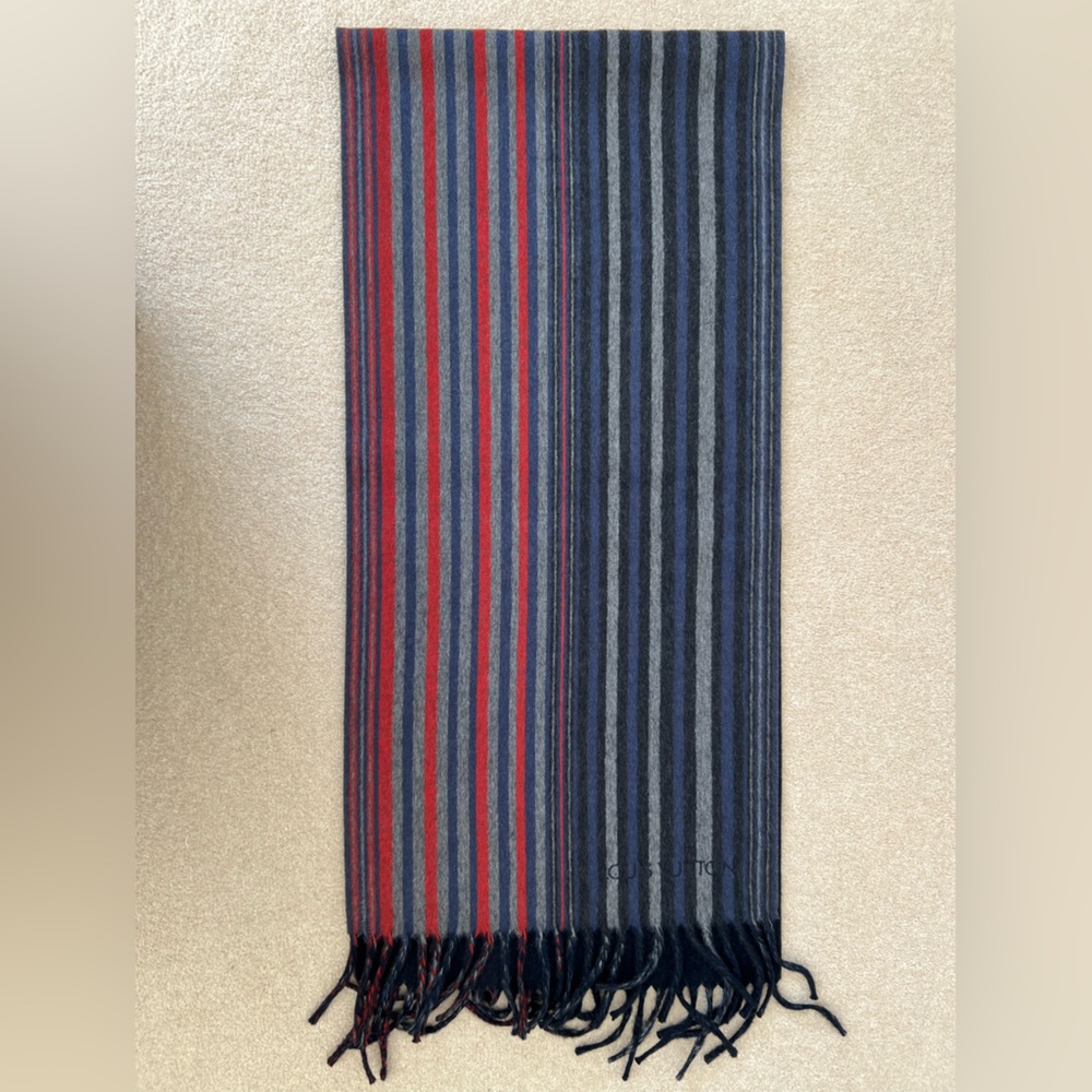 Authentic Louis Vuitton Cashmere Men Scarf